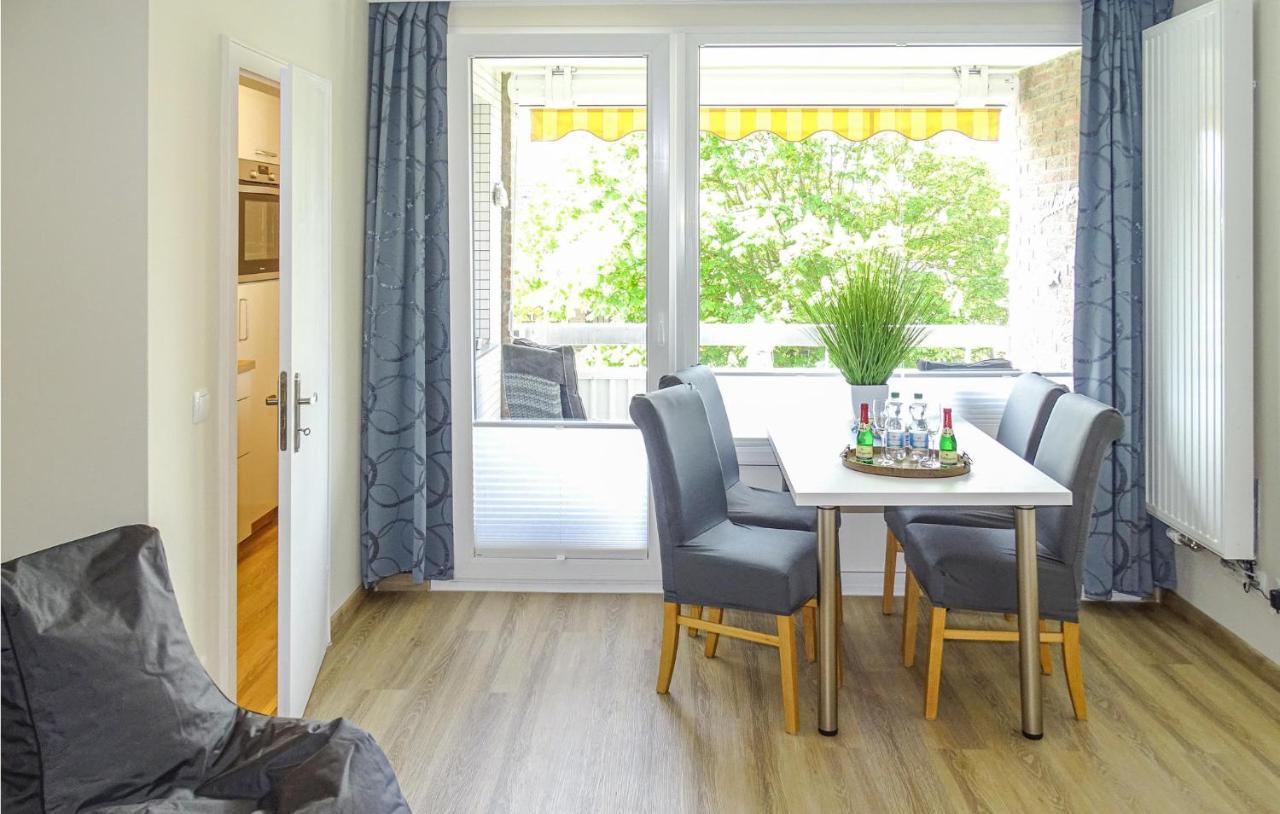 Lovely Apartment In Buesum With Kitchen ภายนอก รูปภาพ